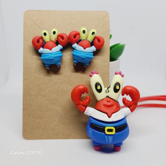 Handcrafted Crab Character Keychain, Stud Earrings and Hair Clips Ladies/Girls - Picture 3 of 8